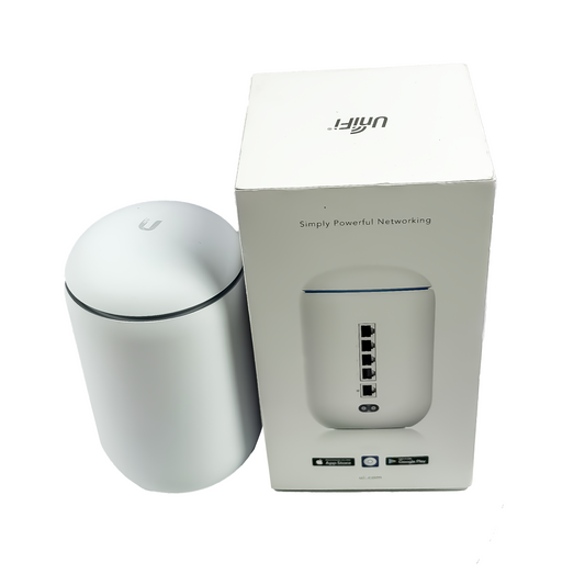 Ubiquiti UniFi Dream Machine (UDM) – All-in-One High-Performance Wi-Fi Router & Security Gateway